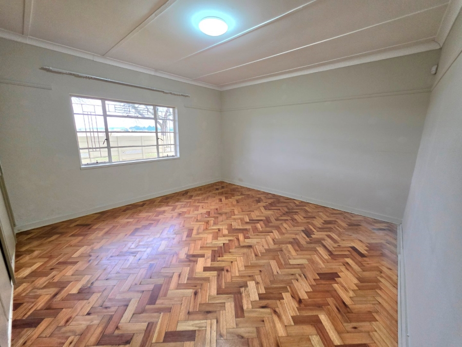 5 Bedroom Property for Sale in Jordania Free State